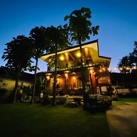188 Teak House บ้านต้นสัก Chiang Mai Exteriör bild